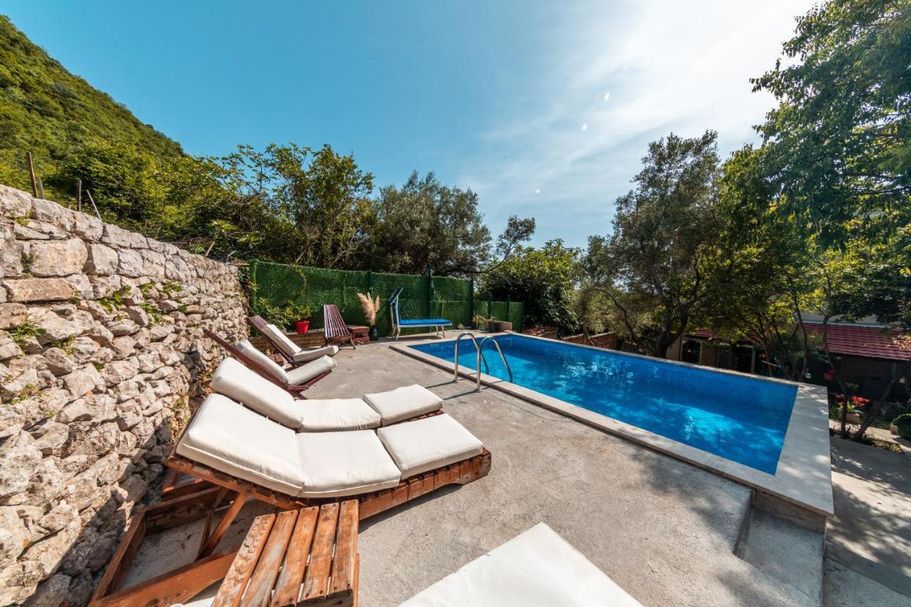 בודווה Apartments Olivija מראה חיצוני תמונה