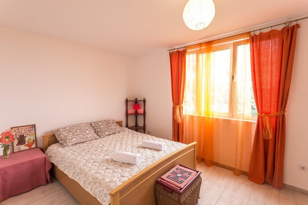 בודווה Apartments Olivija מראה חיצוני תמונה