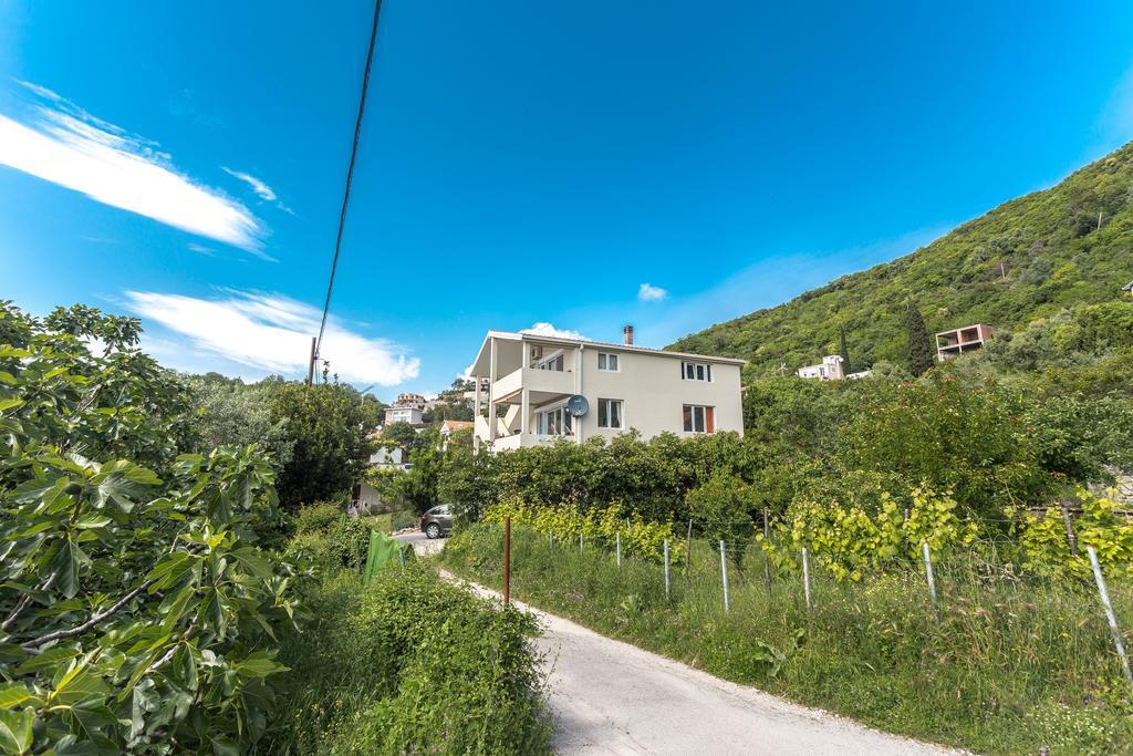 בודווה Apartments Olivija מראה חיצוני תמונה
