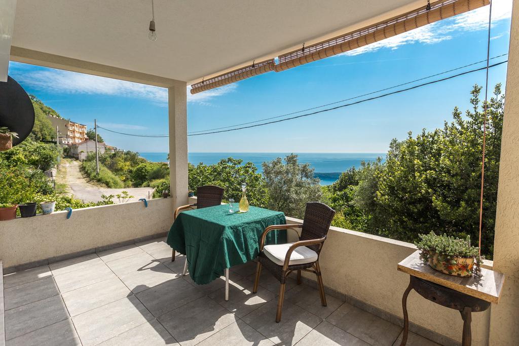 בודווה Apartments Olivija מראה חיצוני תמונה