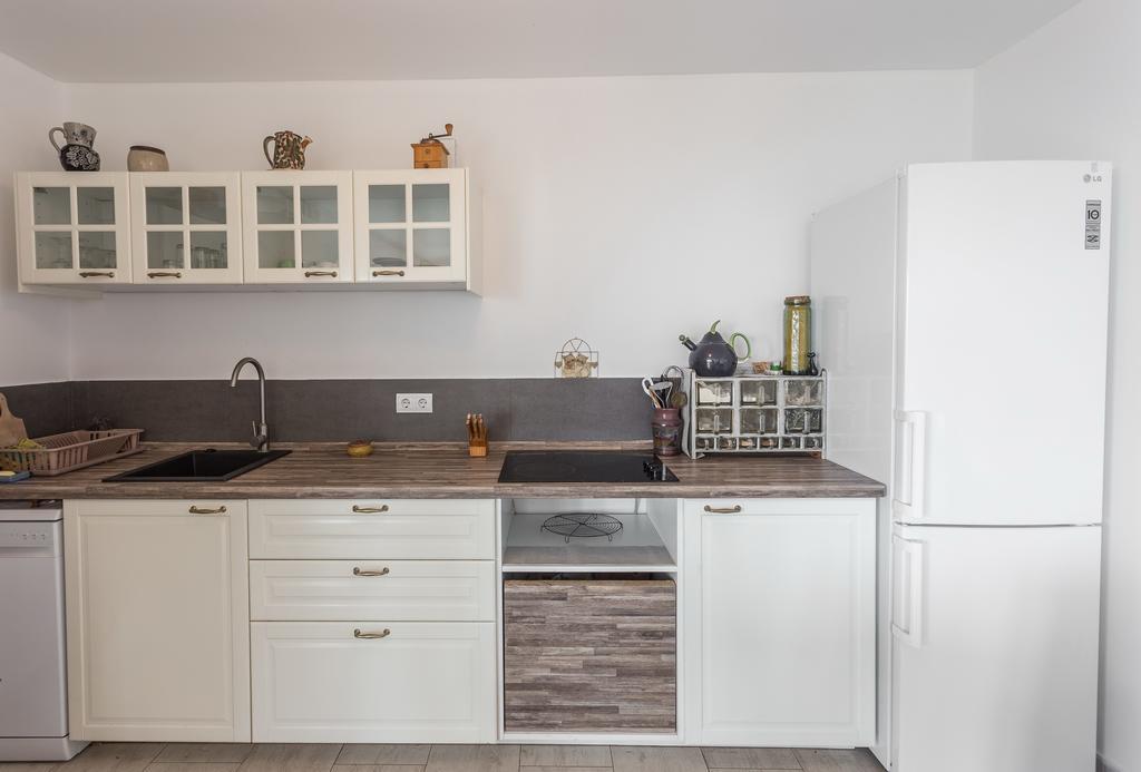 בודווה Apartments Olivija מראה חיצוני תמונה