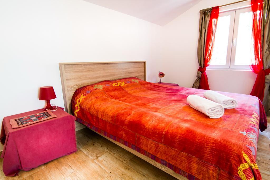 בודווה Apartments Olivija מראה חיצוני תמונה