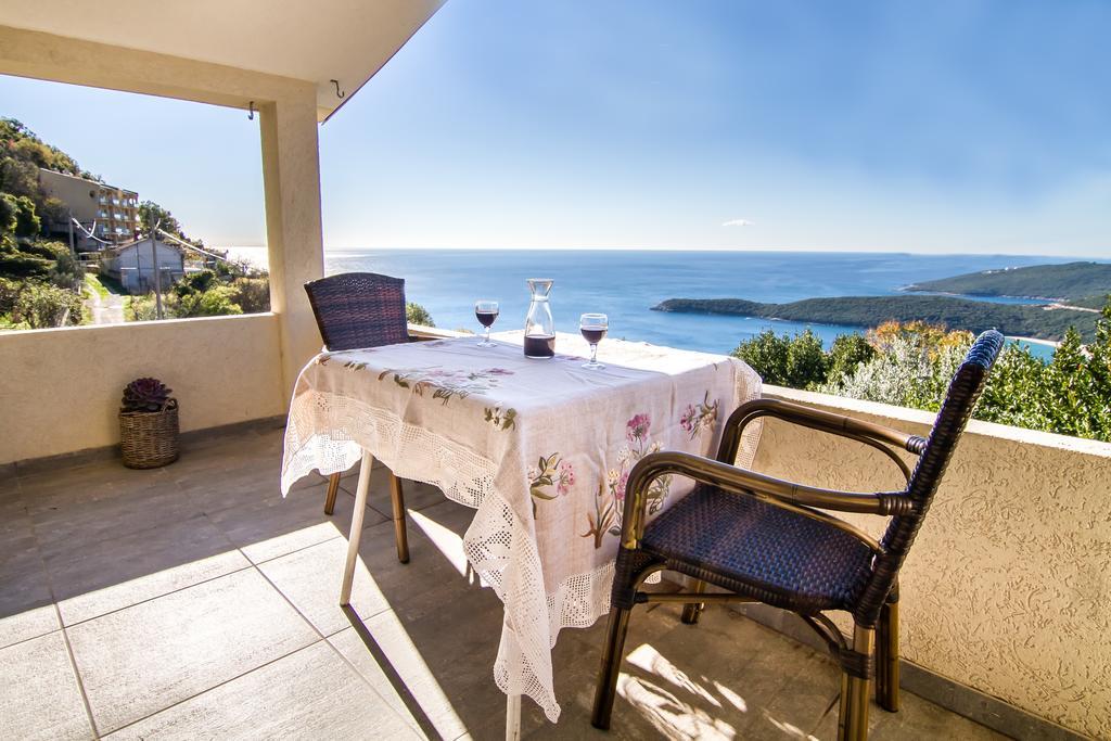בודווה Apartments Olivija מראה חיצוני תמונה